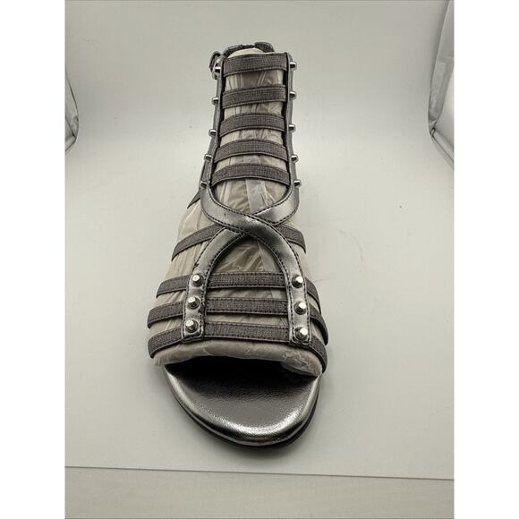 Marc Fisher Womens Partner Strappy Sandals Silver Ankle Strap Zip Buckle 5 M NWB - Picture 3 of 10
